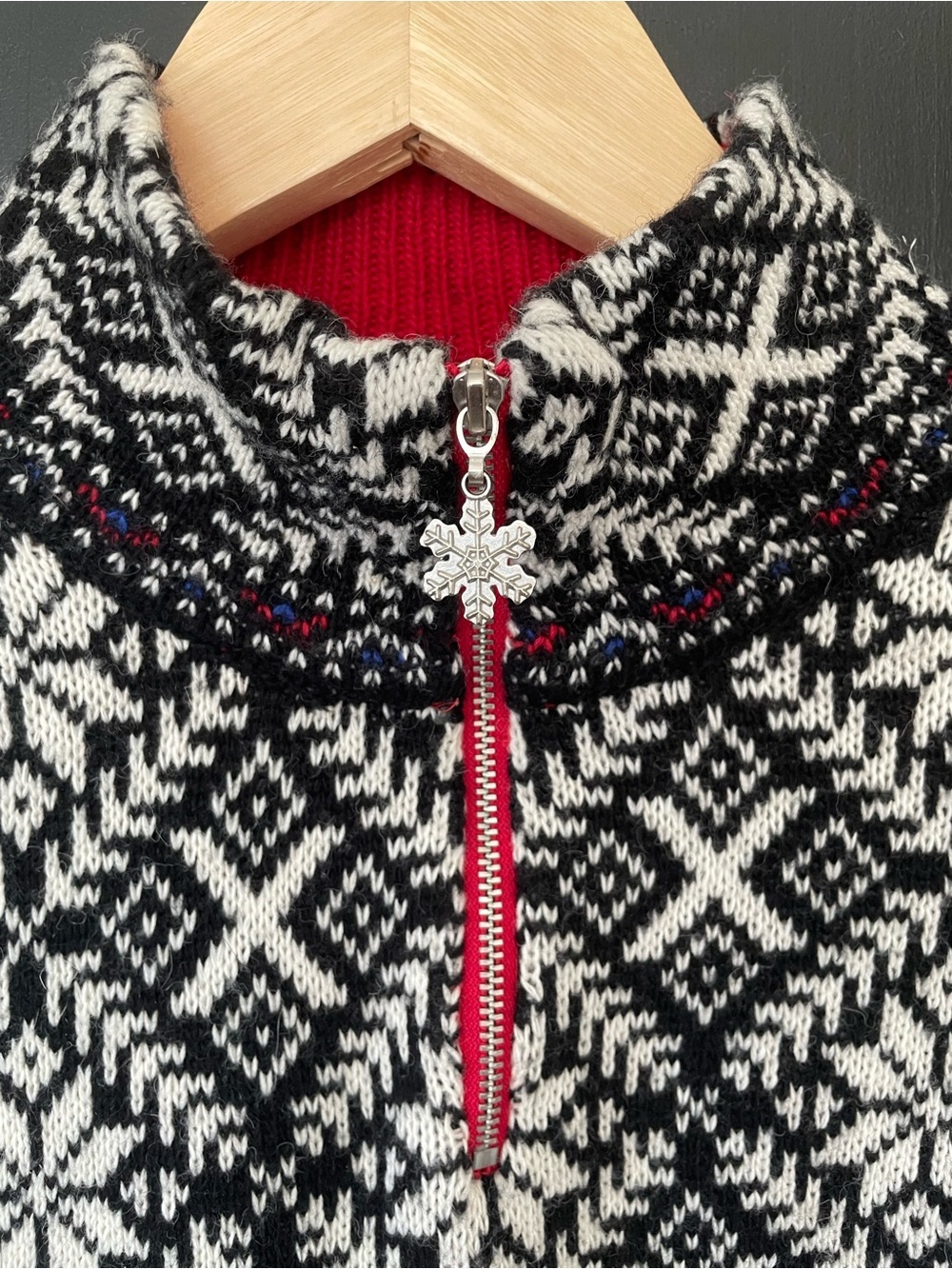 Cambridge Dry Goods Nordic Winter Sweater, Lambswool blend, small - Picture 2 of 7